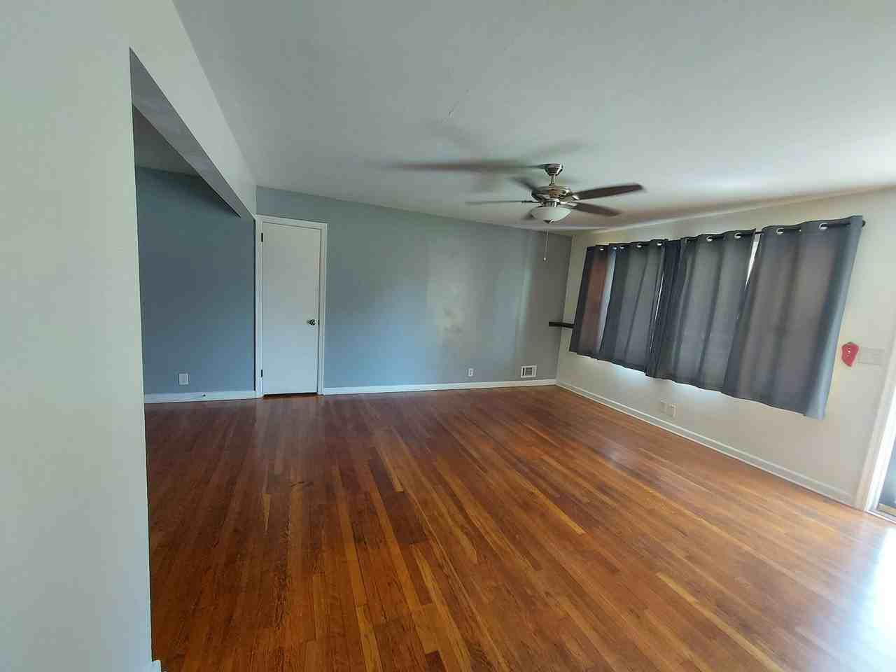 5456 Shadowwood Dr - Photo 5 of 38