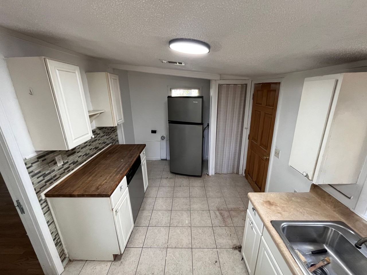 3216 Milstead Rd - Photo 5 of 9