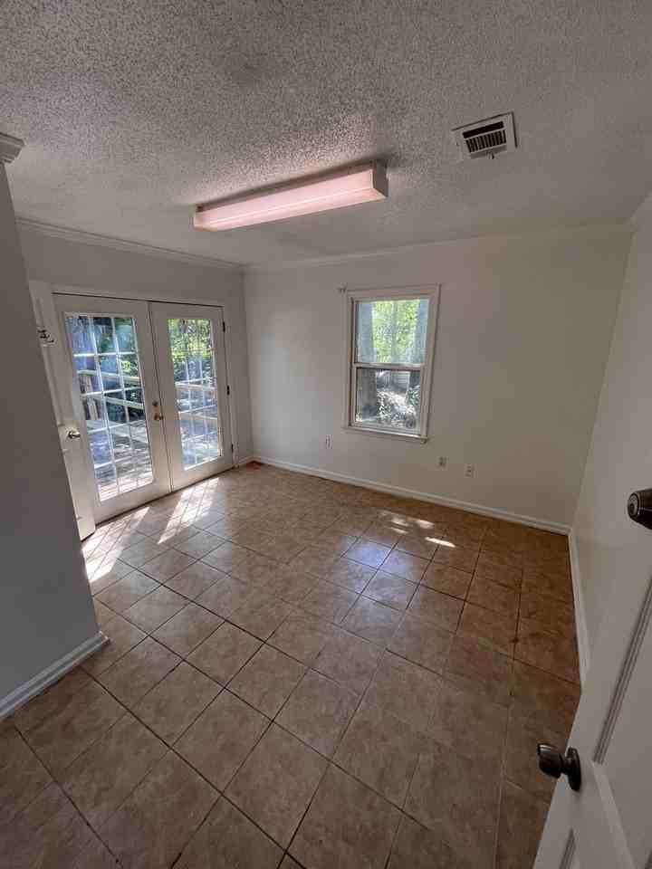 3216 Milstead Rd - Photo 7 of 9