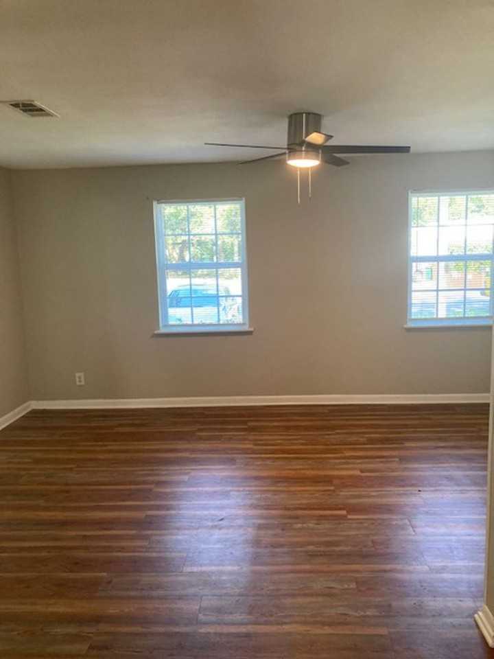340 Stone Cir - Photo 5 of 10