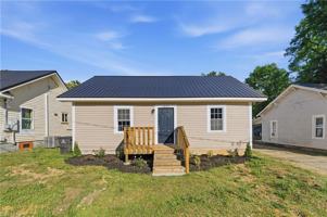 featured image of 1805 Se Center St