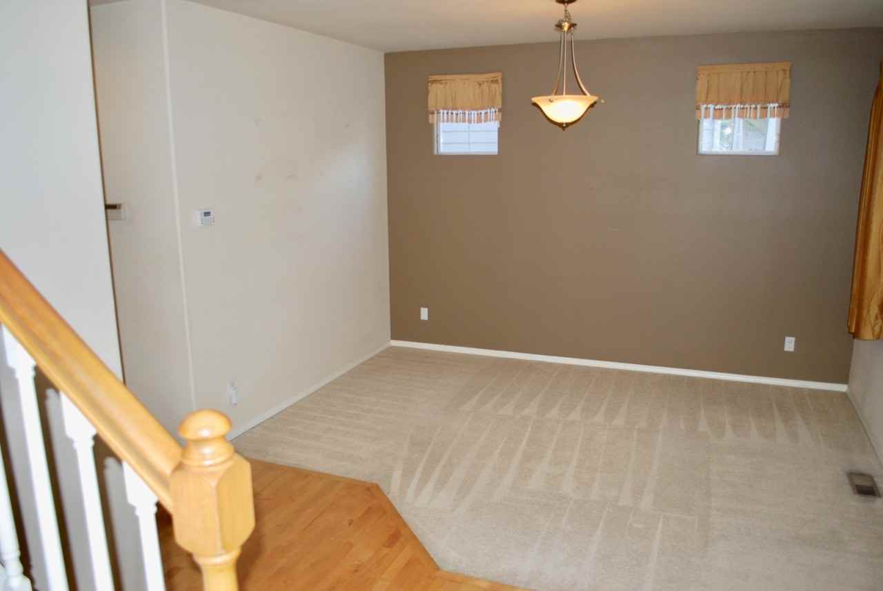 112 203rd St Se - Photo 4 of 17
