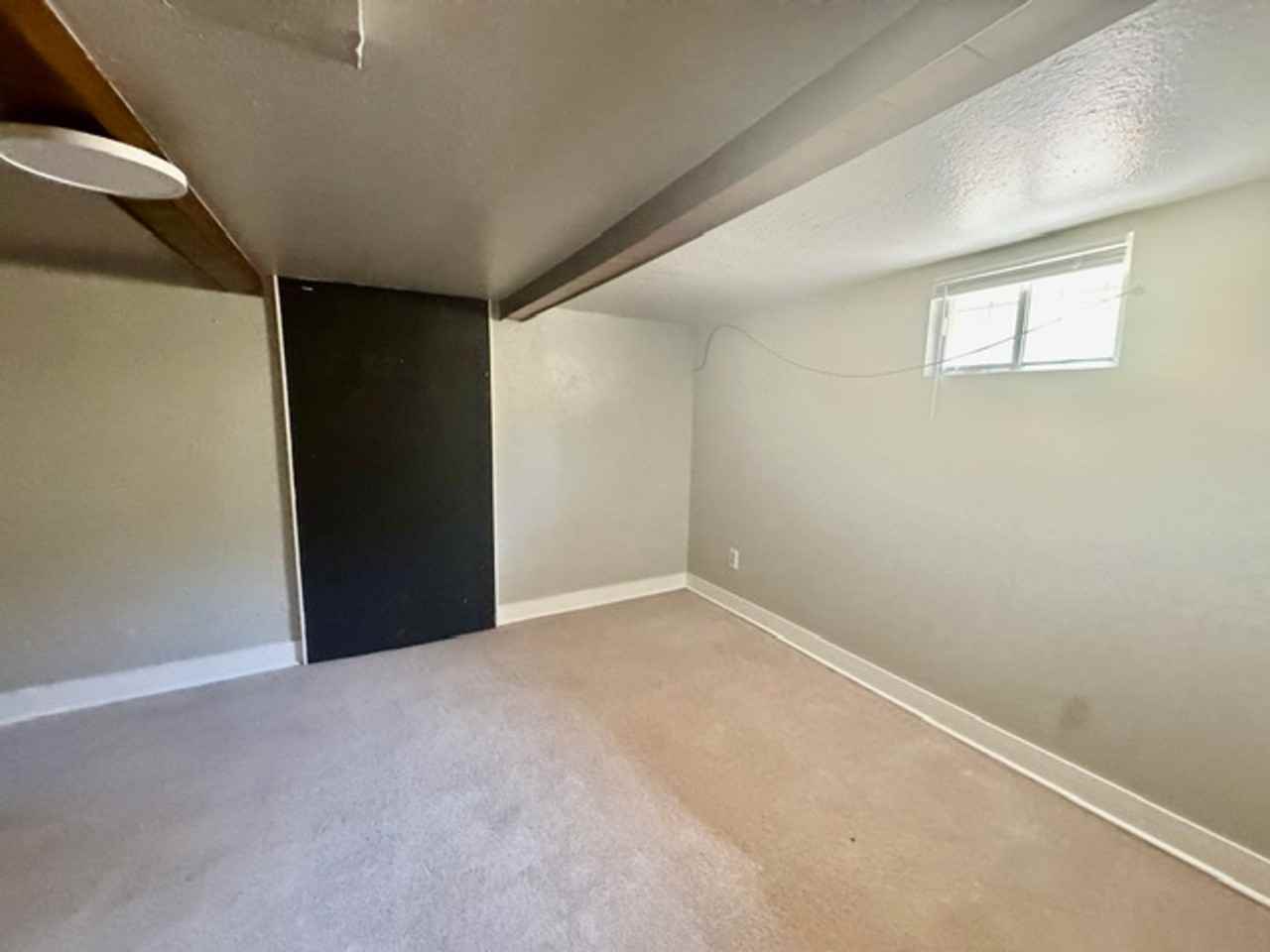 930 20th Ave - Photo 4 of 7