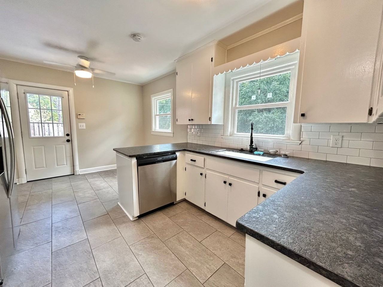 766 Timber Ln - Photo 5 of 17