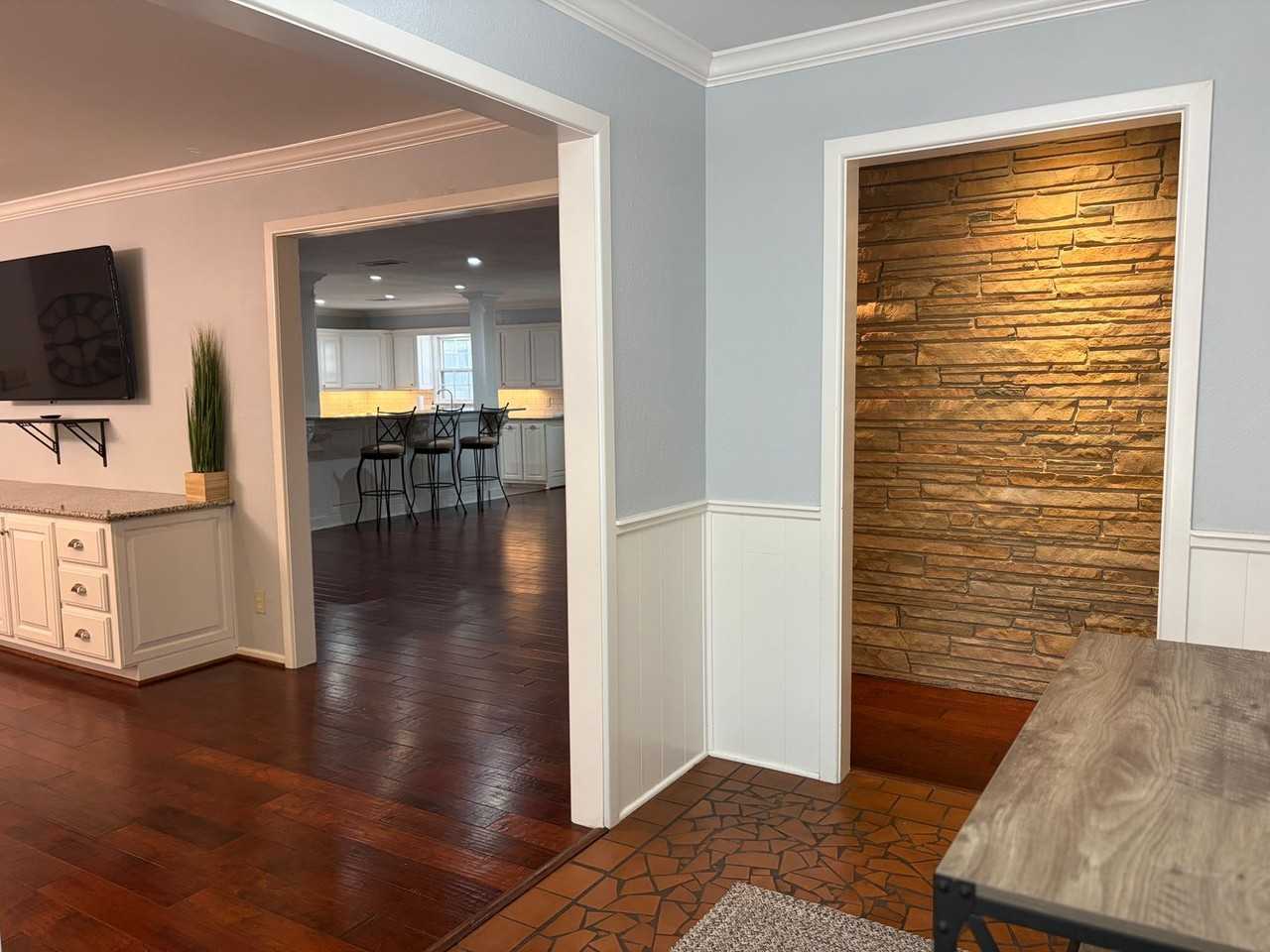 3308 55th St - Photo 5 of 43