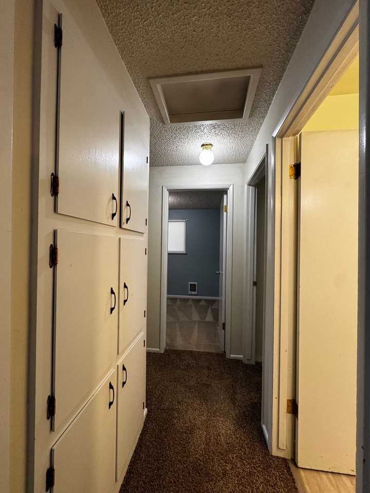 1806 N Parklane Ave - Photo 7 of 25
