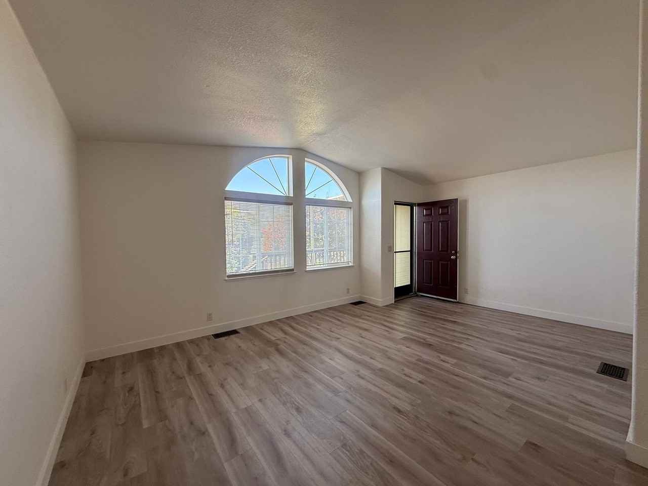 4160 Jade St Spc 40 - Photo 3 of 18