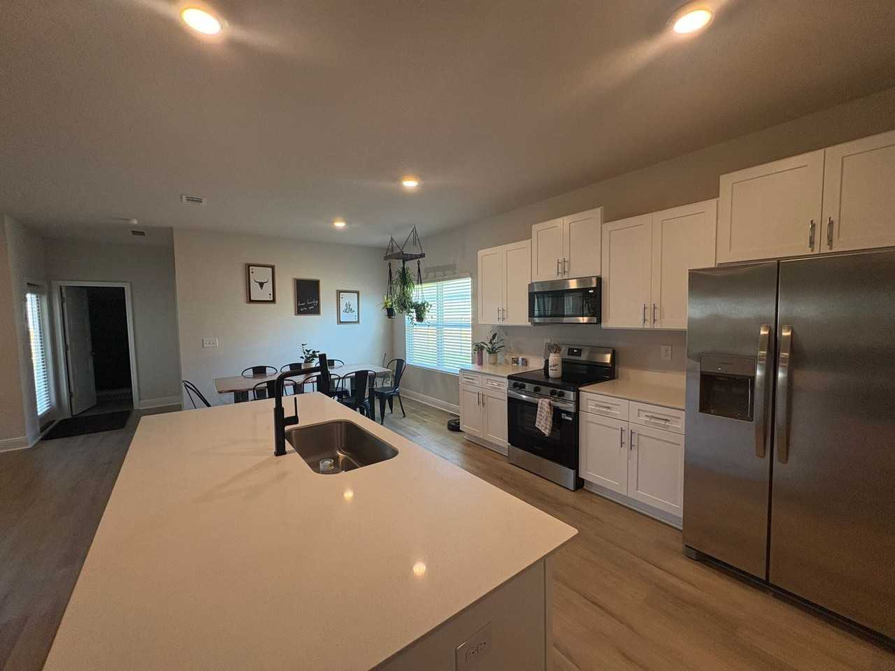 5614 Thatcher Rd - Photo 3 of 21