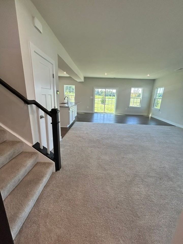 10696 Whispering Pine Ln - Photo 6 of 15