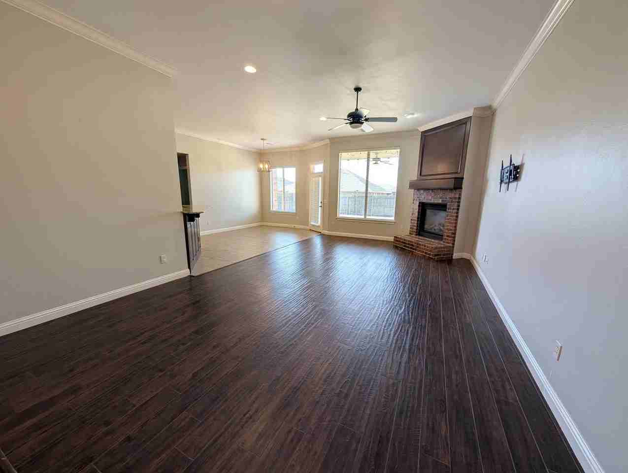 2416 Nw 153rd St - Photo 2 of 24
