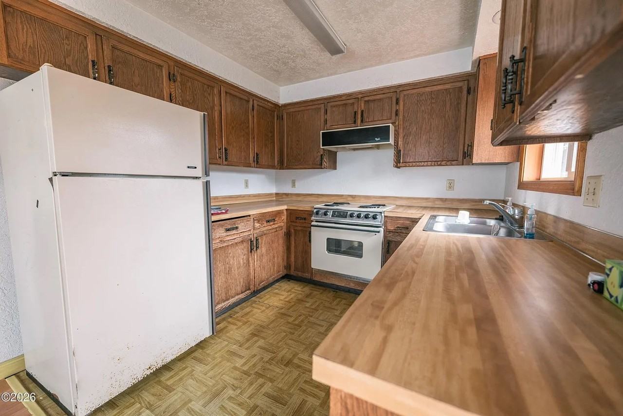 2813 Nw Bayshore Loop - Photo 6 of 8