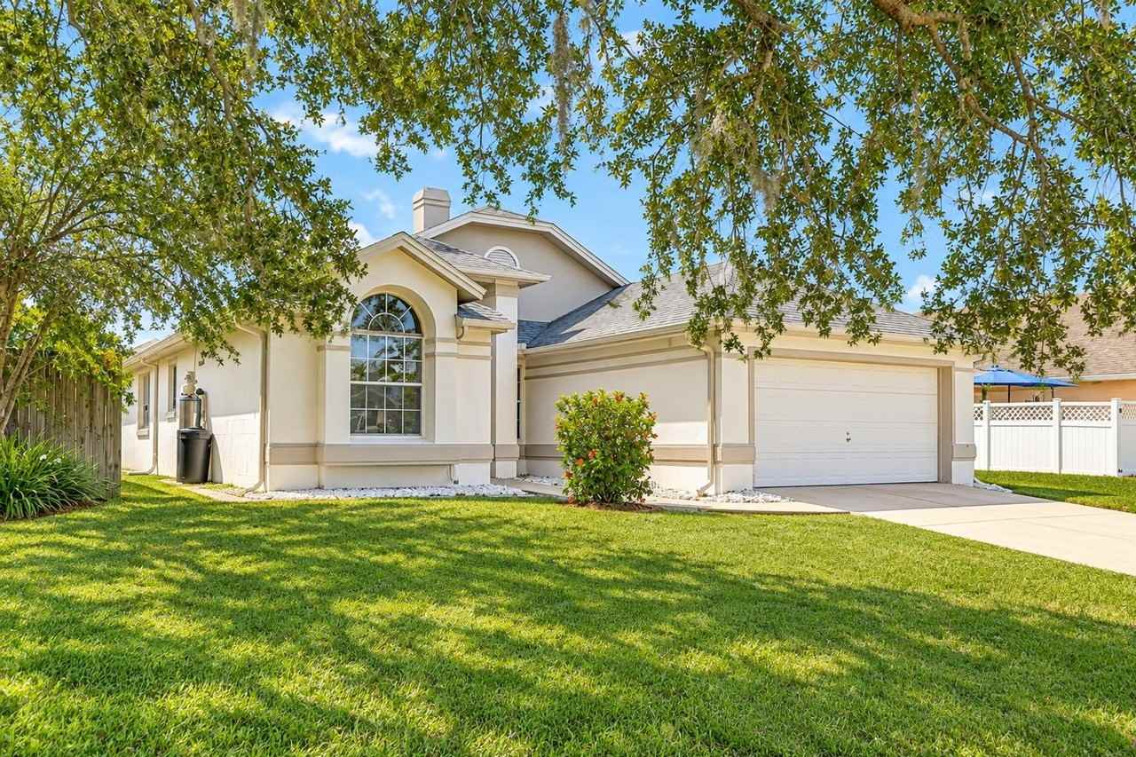 2545 Montego Bay Blvd - Photo 2 of 26