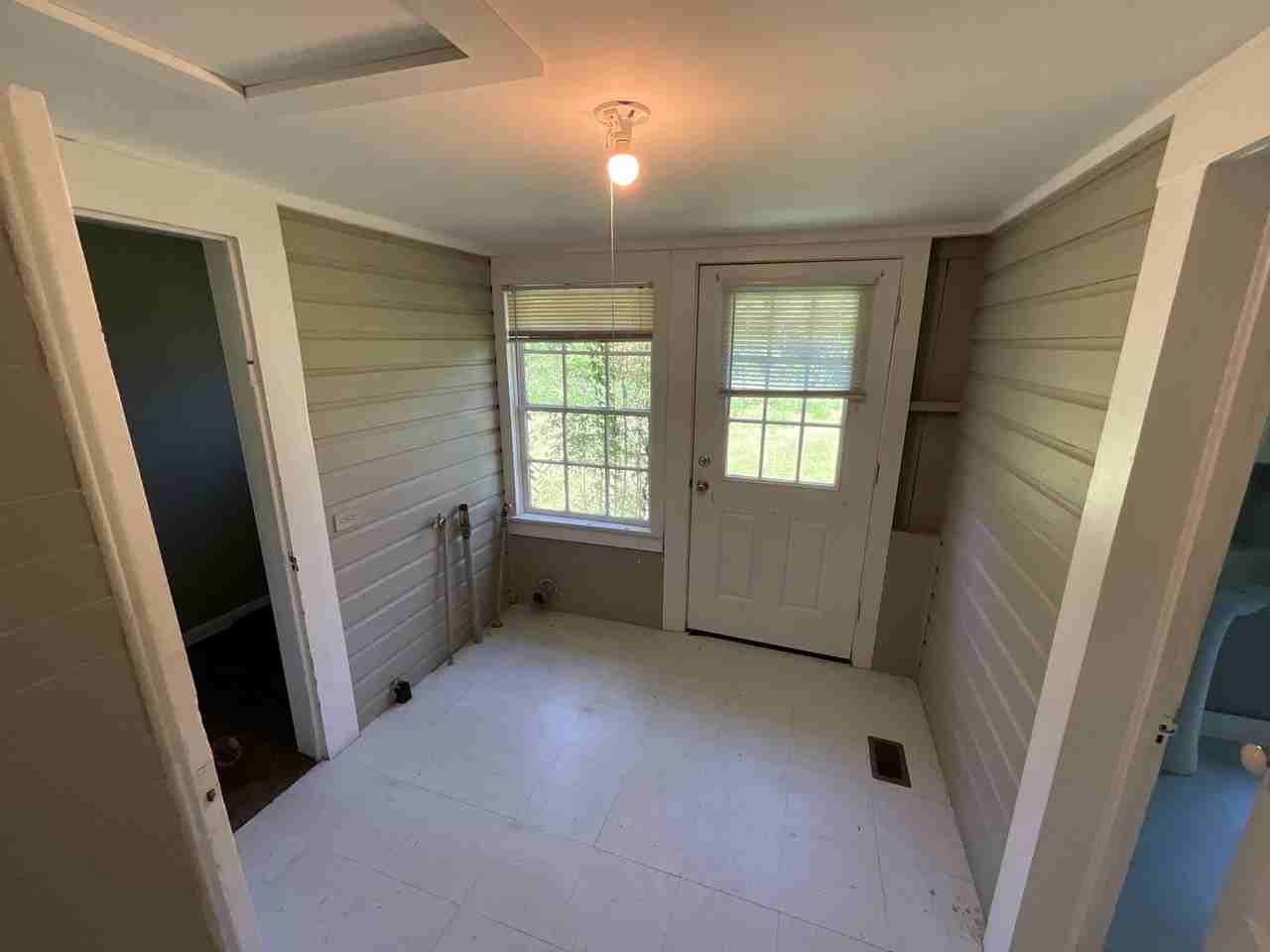 4170 Baltzell St - Photo 7 of 10
