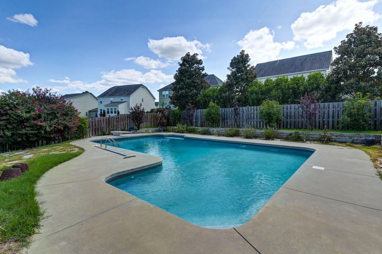 217 Golden Fluke Dr - Photo 2 of 50