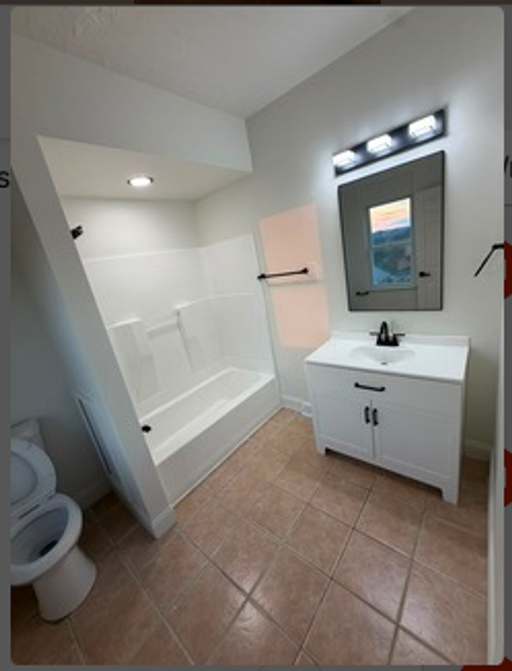 2035 2035 Wesmont Ave. - Photo 3 of 13