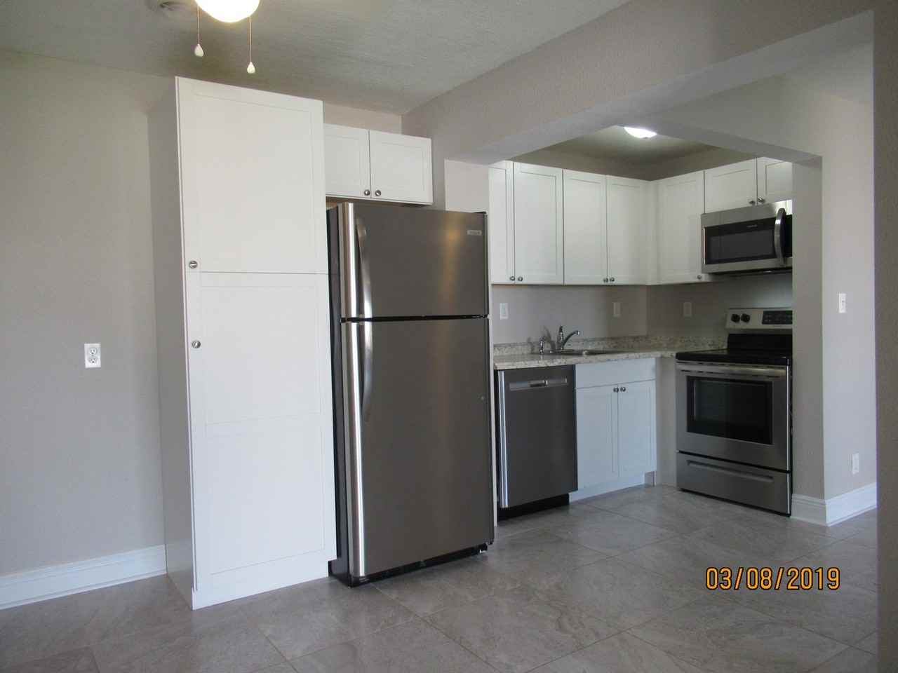 3330 S Peninsula Dr - Photo 5 of 12