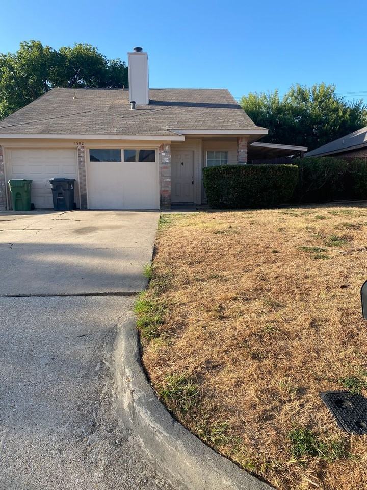 1502 Woodfern Dr