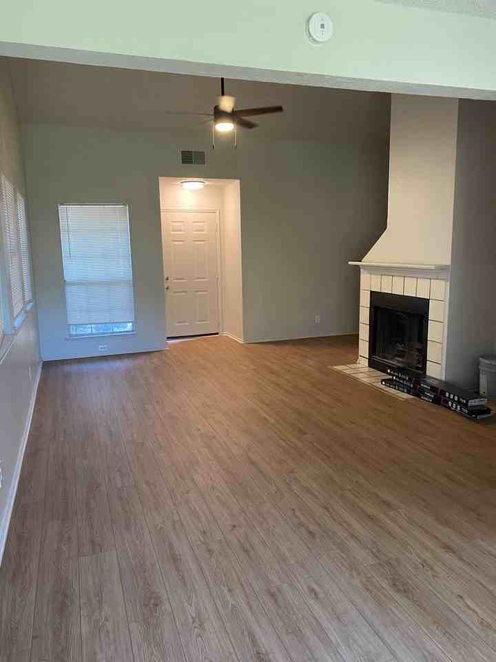 1502 Woodfern Dr - Photo 3 of 22
