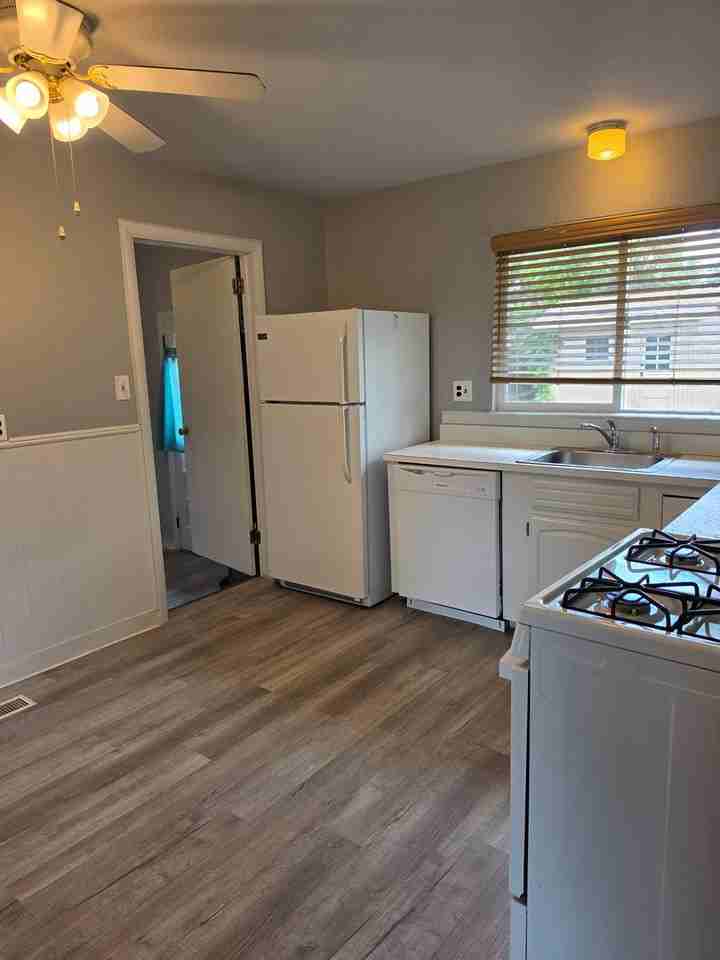 28 Scotland Rd - Photo 5 of 21