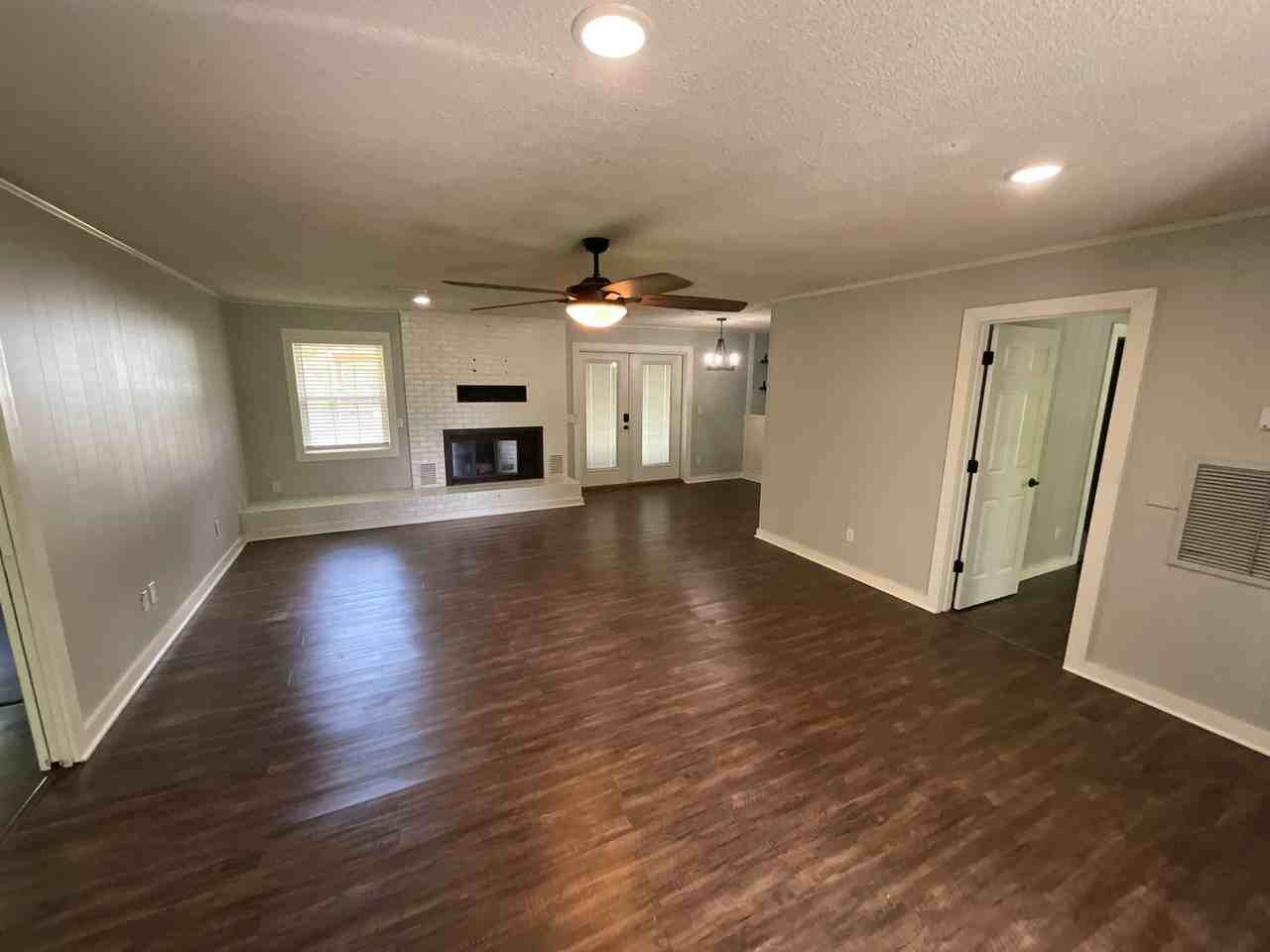 4788 Archery Ln - Photo 4 of 16
