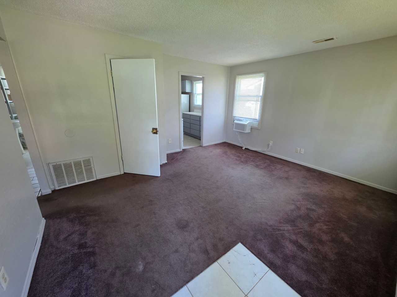 3921 Burdette St - Photo 4 of 10