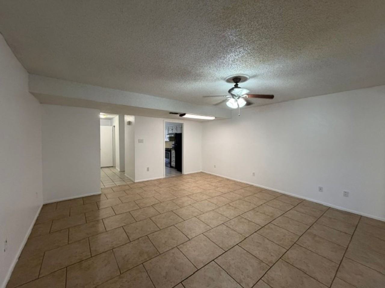 842 N 62nd St - Photo 4 of 11