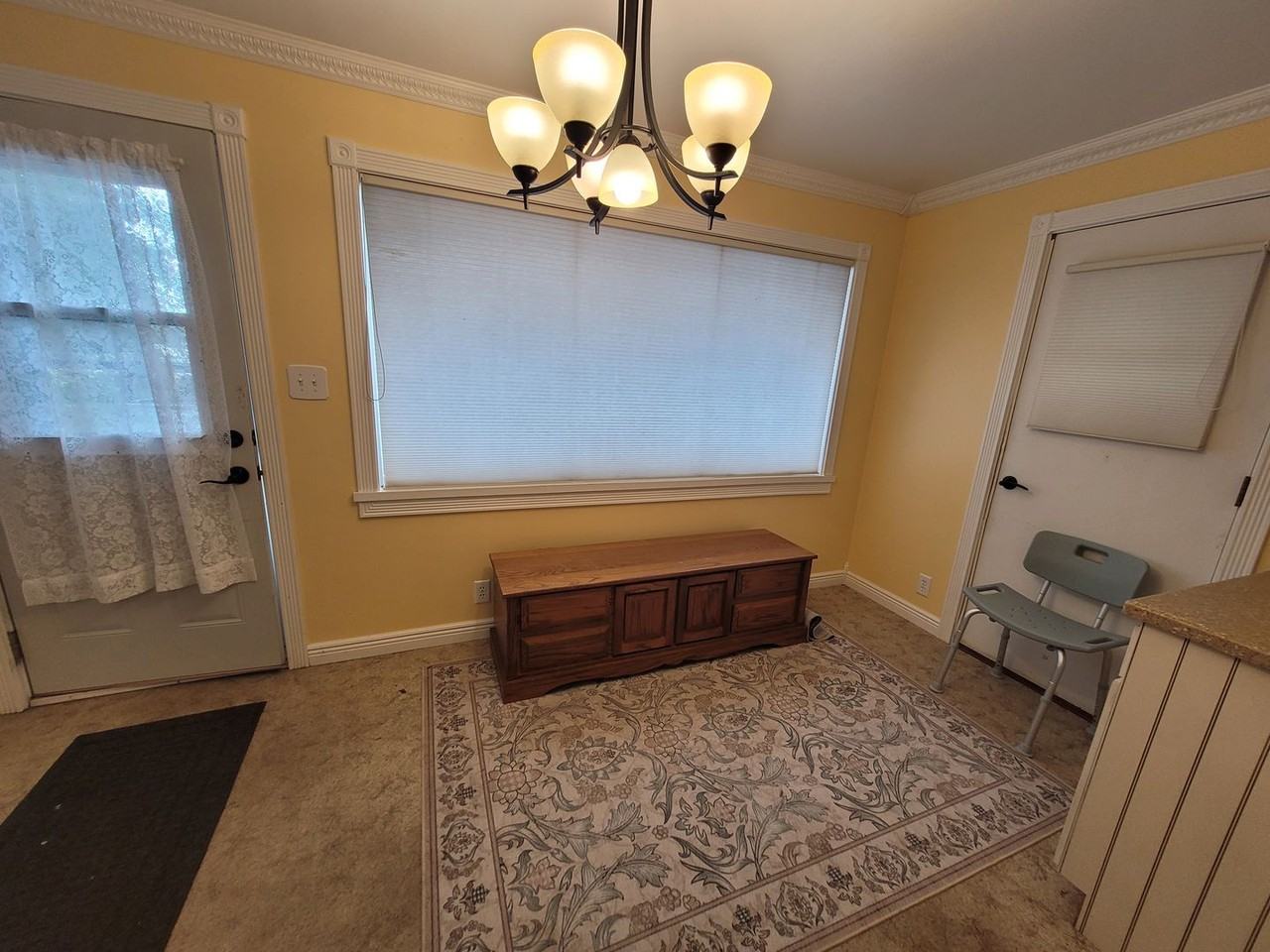 866 Starr Ave - Photo 6 of 27