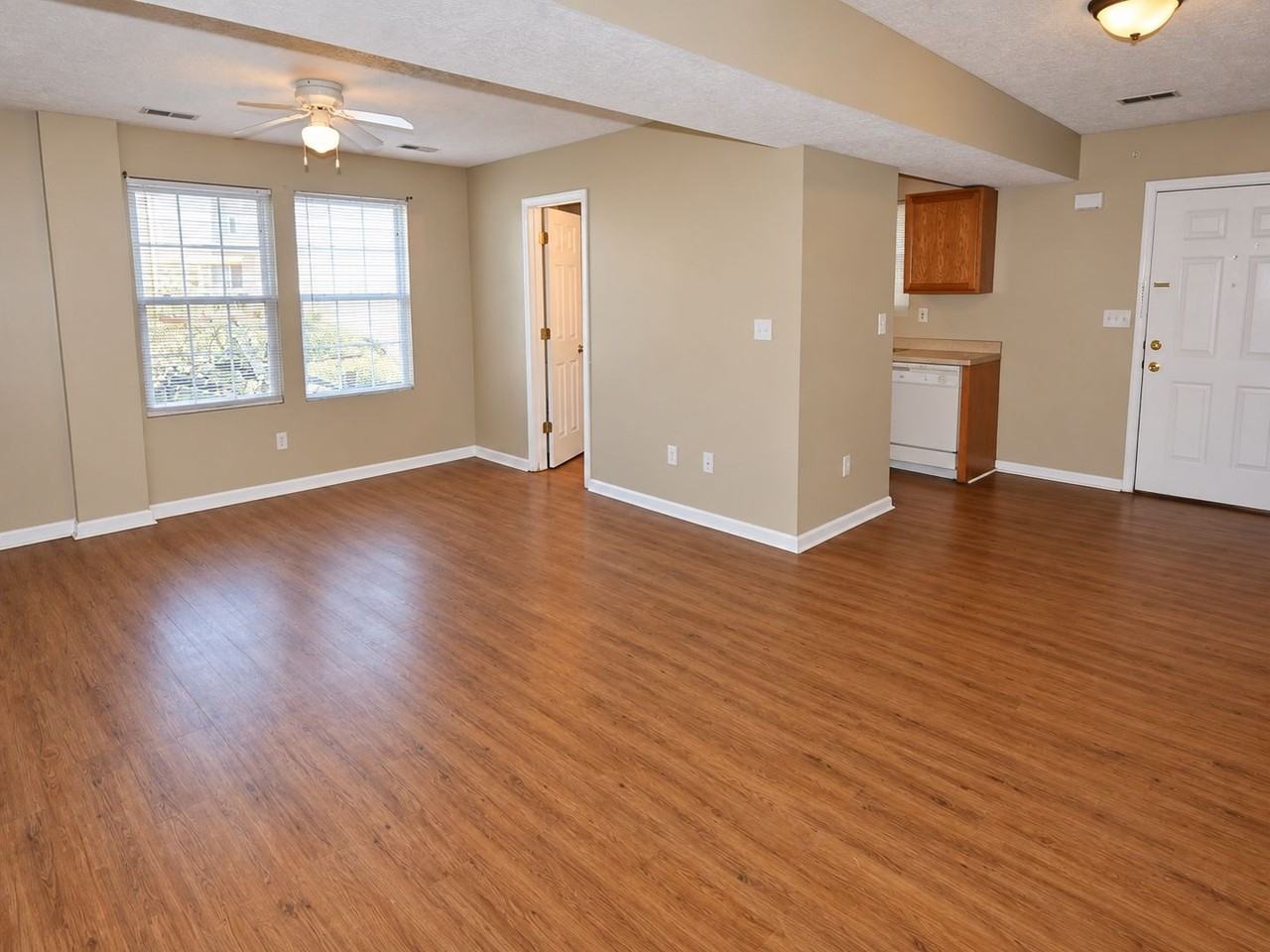225 Waller Ave #B - Photo 4 of 6