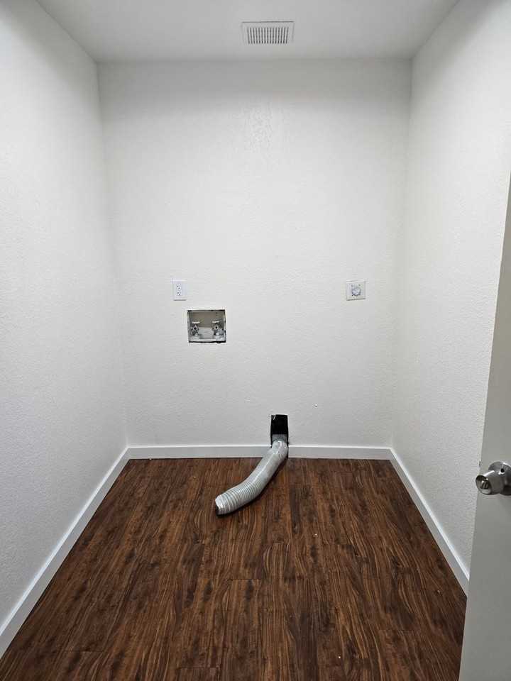 21 Dove Ln - Photo 5 of 17