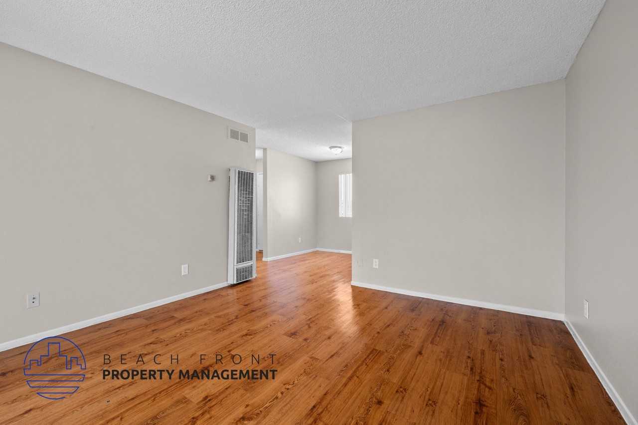 1880 Locust Ave. - Photo 7 of 23