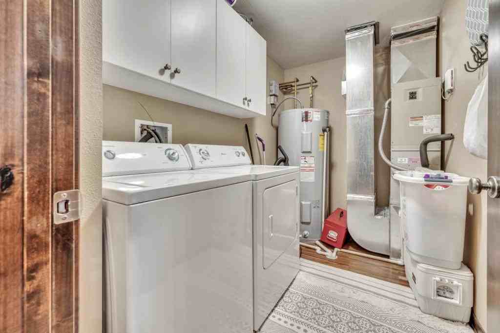 445 240th Ave - Photo 3 of 19