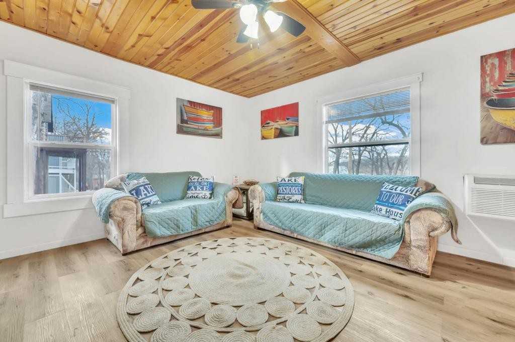 16423 255th Ave - Photo 4 of 16