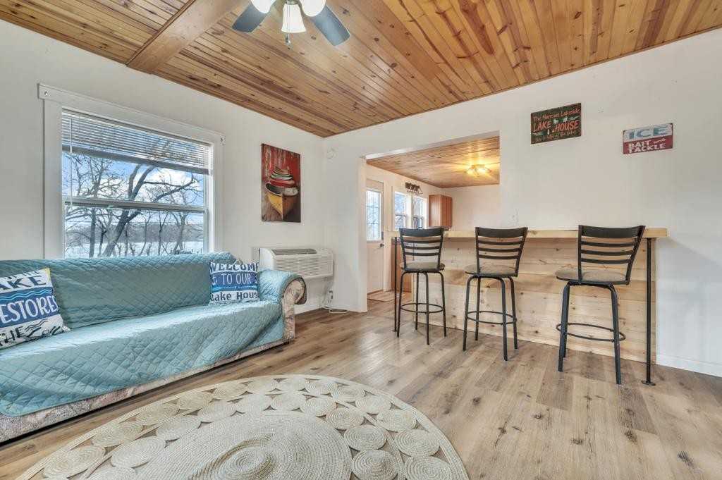 16423 255th Ave - Photo 5 of 16