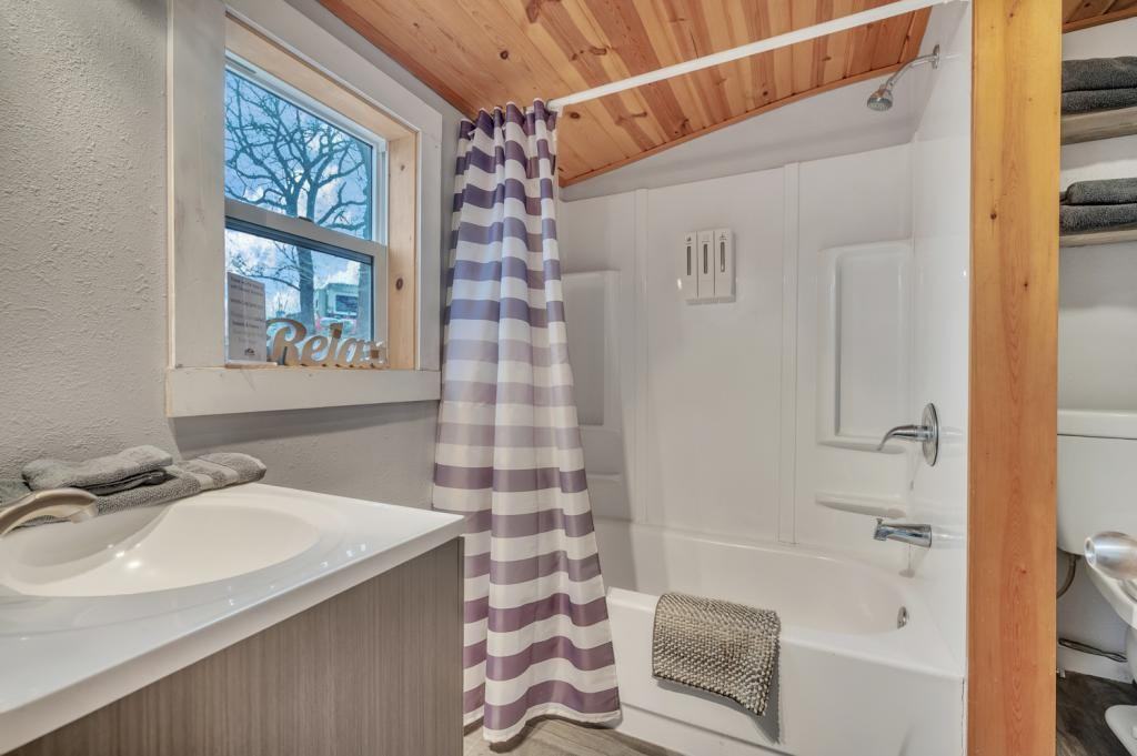 16423 255th Ave - Photo 7 of 16