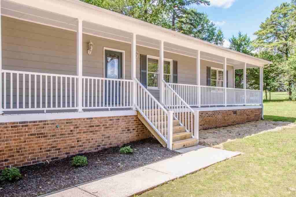 7730 Deer Track Dr - Photo 4 of 48