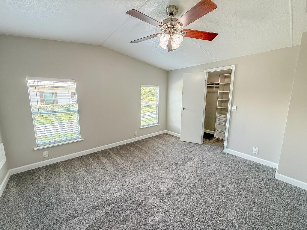 13708 Palm Dr - Photo 7 of 15