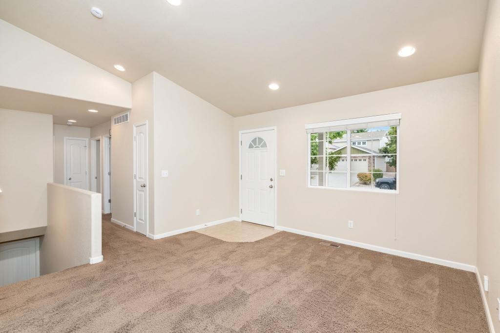 2255 Sopris Cir - Photo 6 of 24