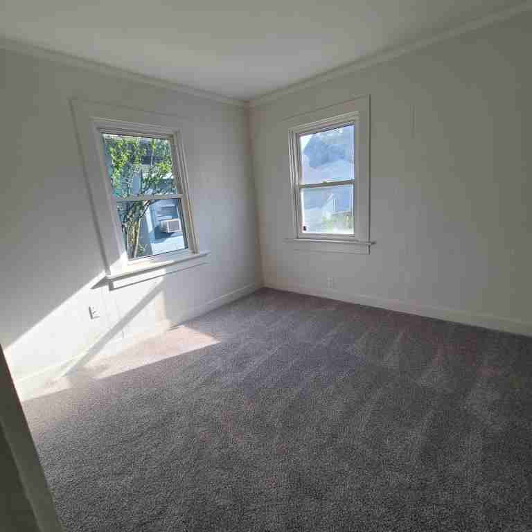 2728 Crescent Ave - Photo 7 of 14