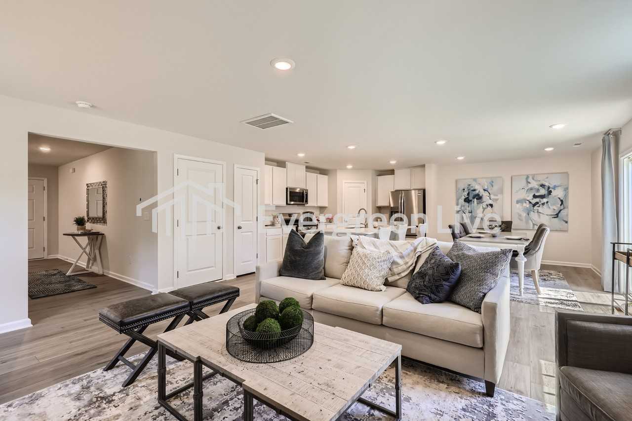 425 Happy Hollow Dr - Photo 5 of 15
