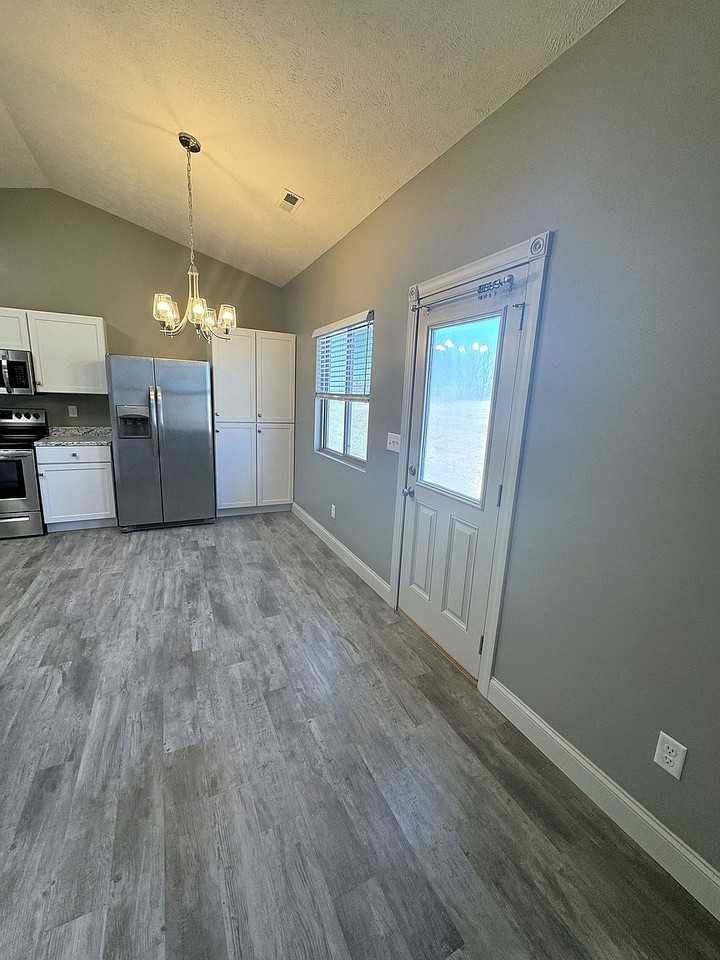 10th Ave #4915 - Photo 2 of 14