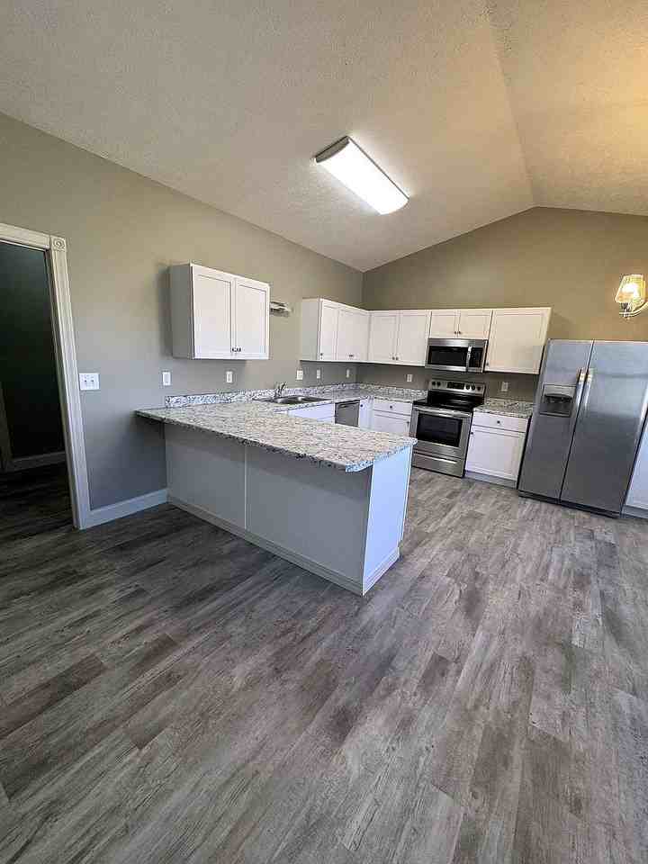 10th Ave #4915 - Photo 6 of 14