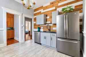 featured image of 117 Cherry St #A