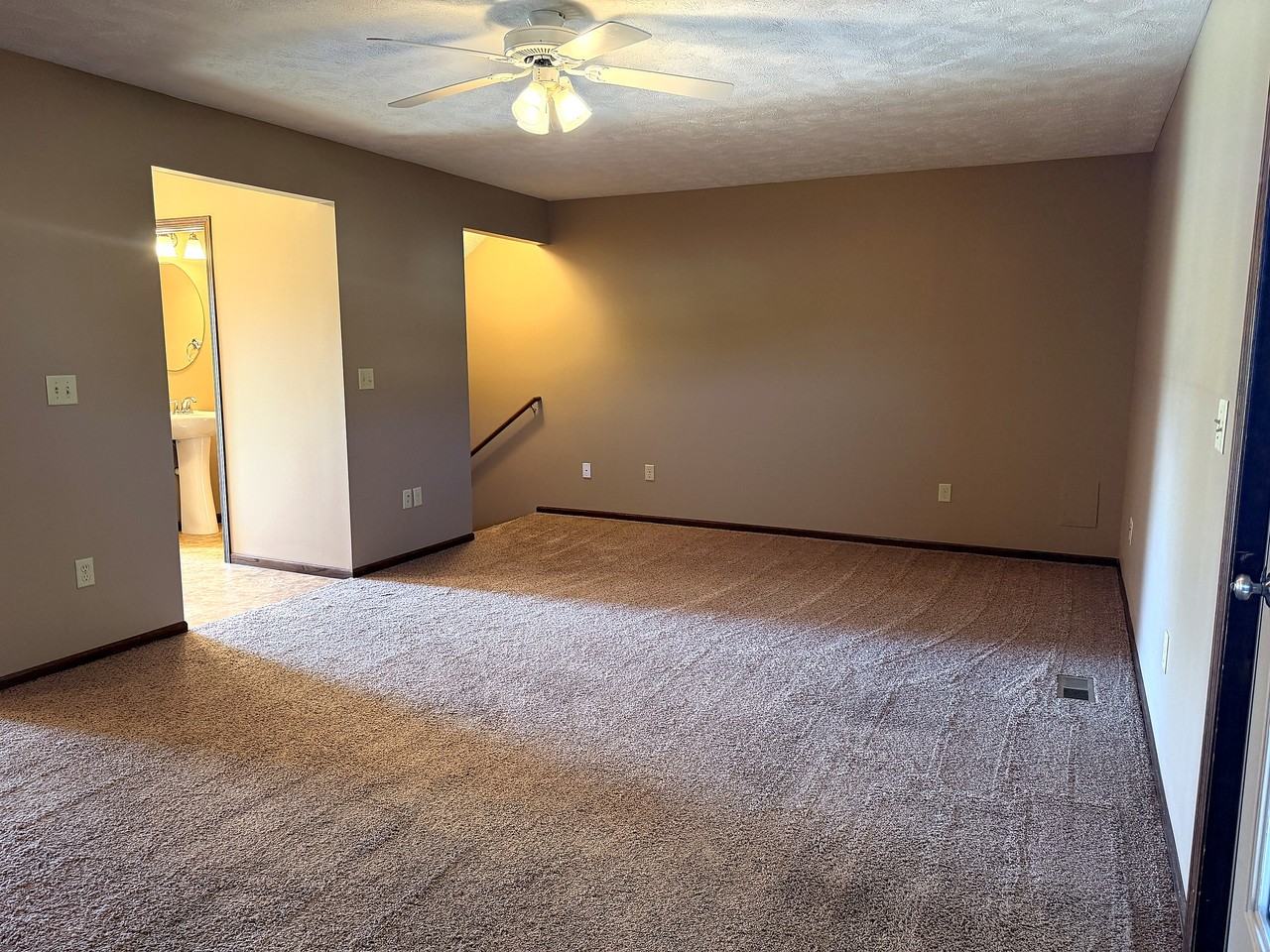 10th Ave #6-4812 - Photo 6 of 15