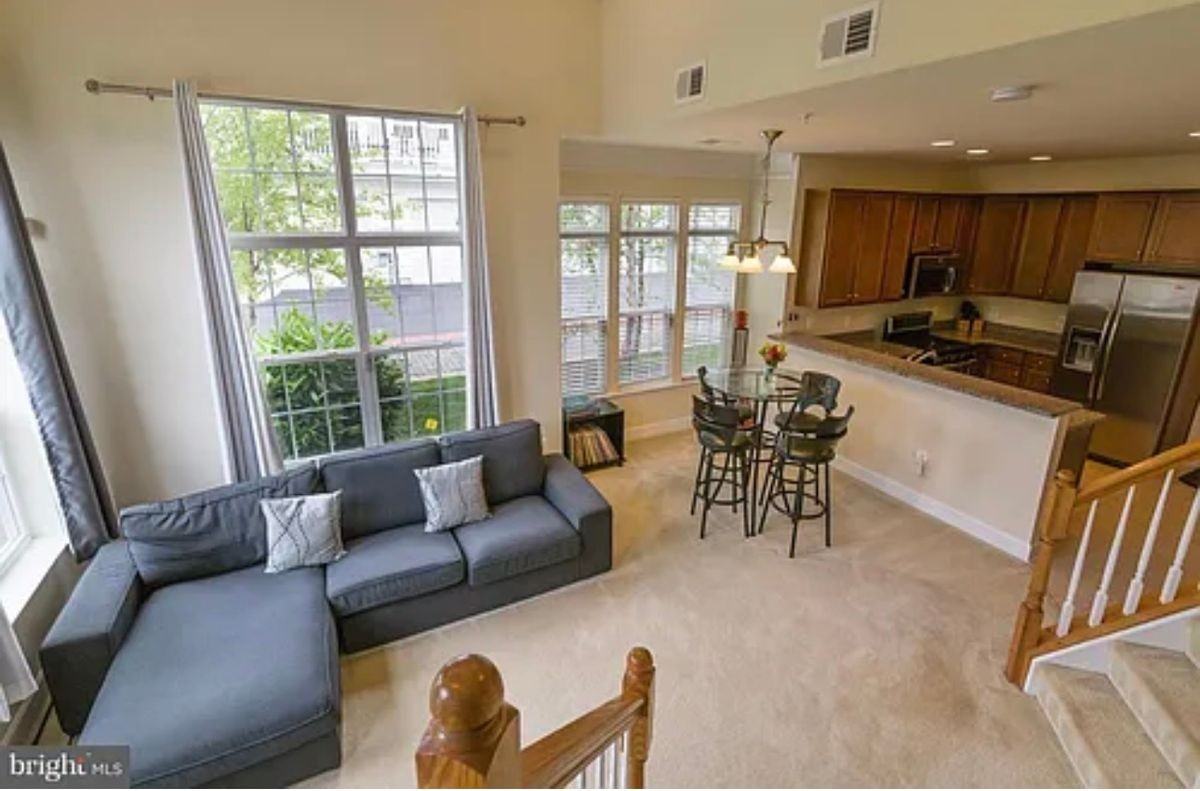 13528 Waterford Hills Blvd - Photo 6 of 24