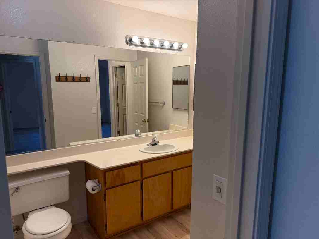1424 Santander Ct - Photo 2 of 6