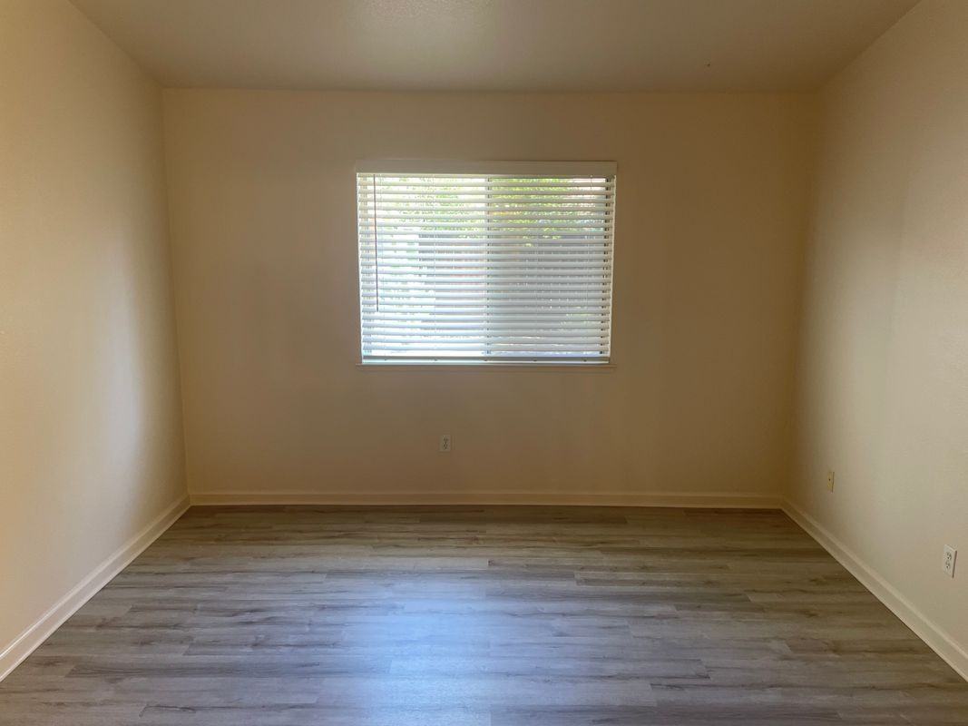 1424 Santander Ct - Photo 3 of 6