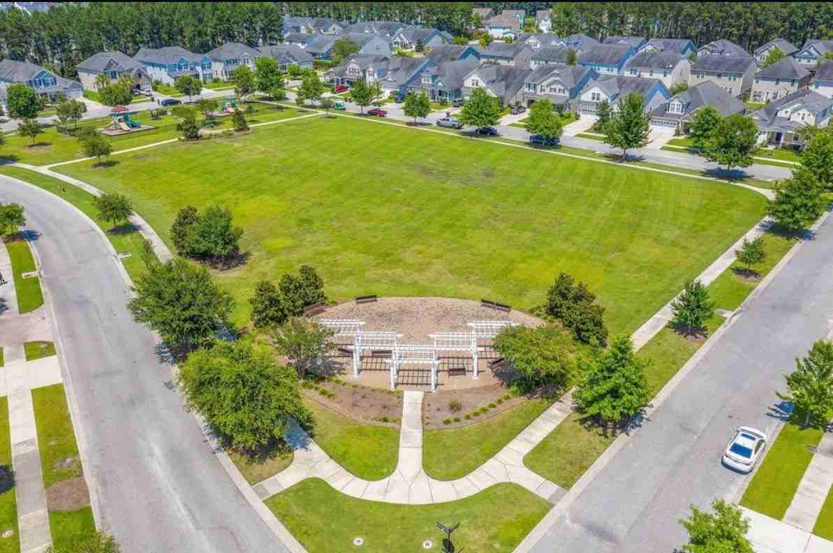 460 Whispering Breeze Ln - Photo 7 of 13