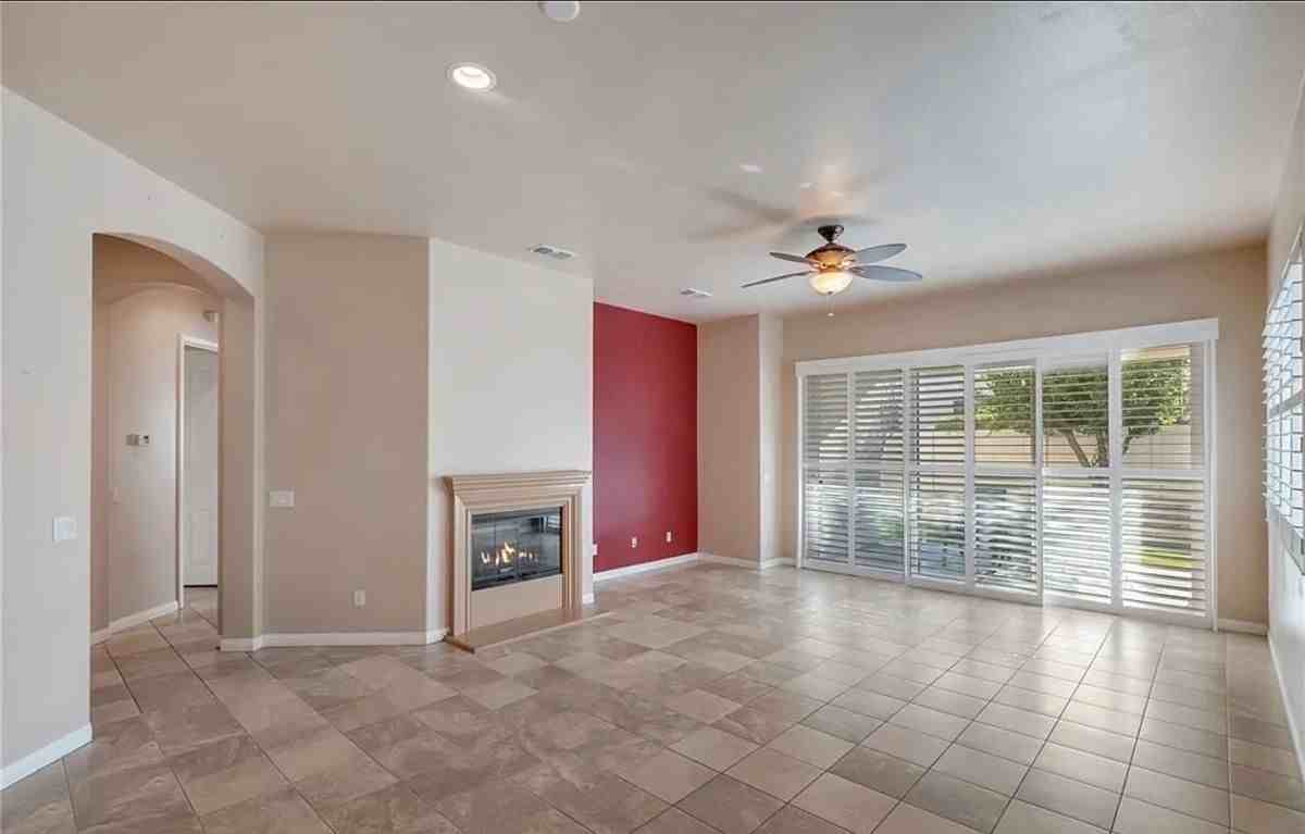 11158 Canora Ct - Photo 6 of 28