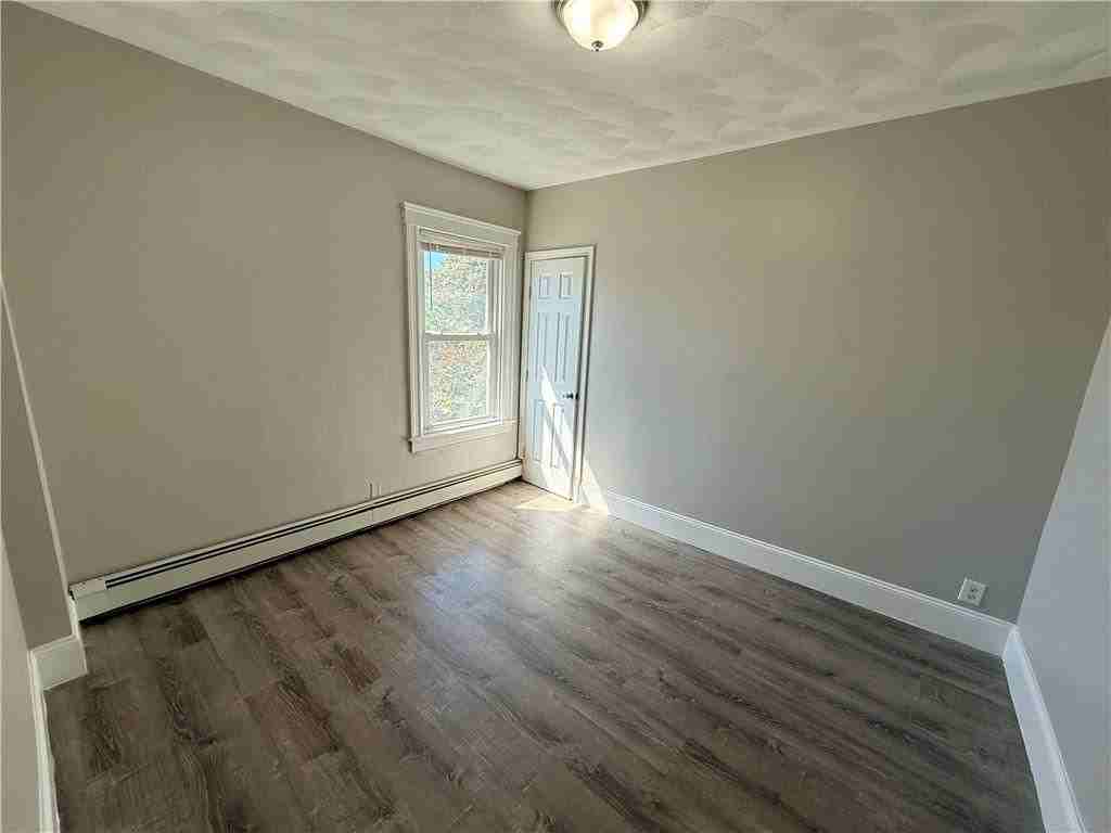 19 Marion Ave ##3 - Photo 5 of 8