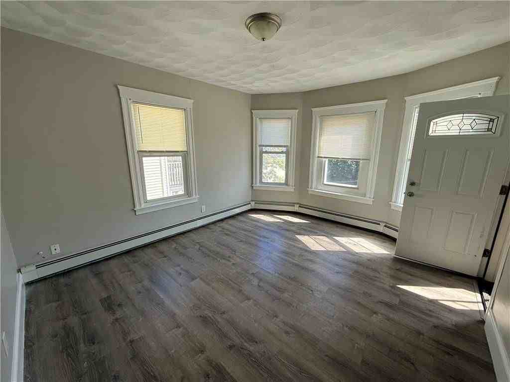 19 Marion Ave ##3 - Photo 6 of 8